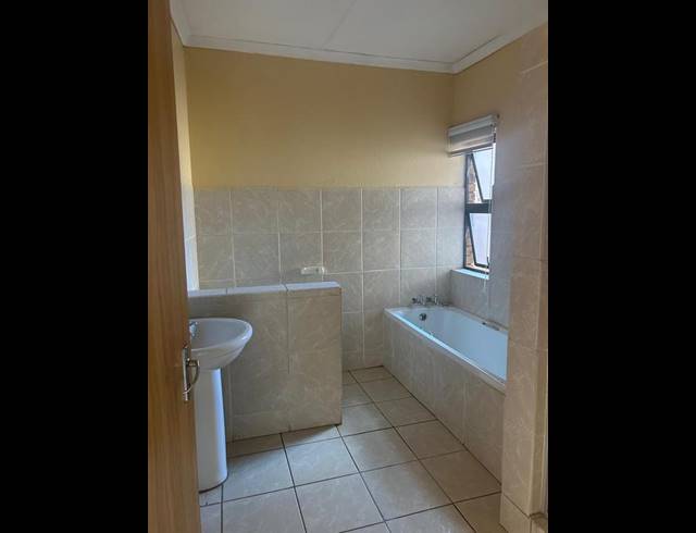 2 BEDROOM PROPERTY TO RENT IN MOKOPANE CENTRAL